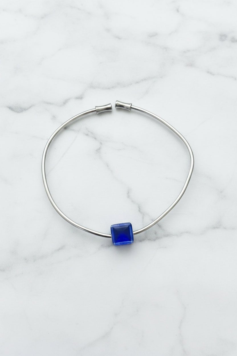 Aegean Cube Cuff / Ασημένια Χειροπέδα με Μπλε Γεωμετρικό Κύβο - Sirena Jewelry