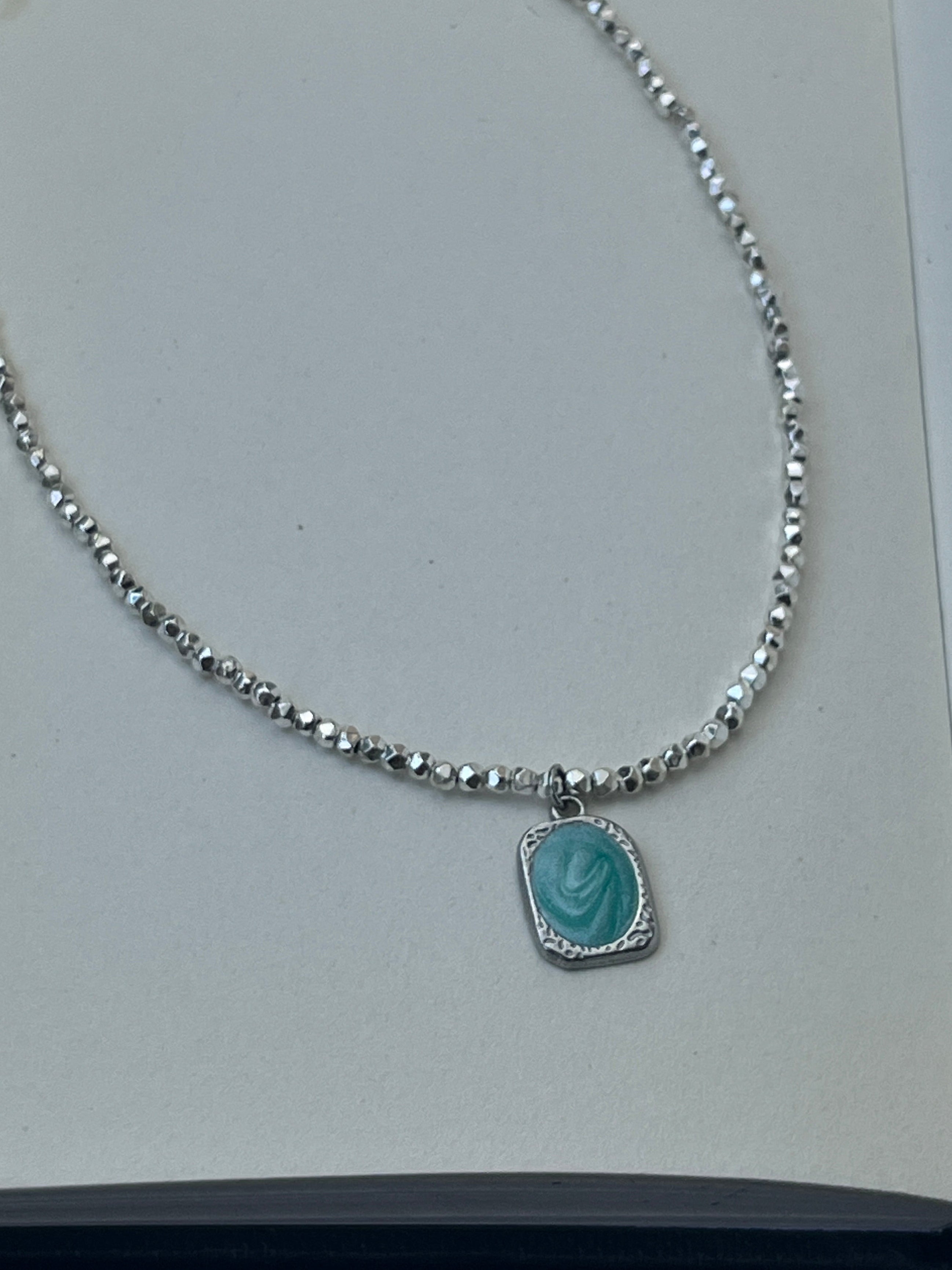 Hematite Cube Choker with Mint Detail - Sirena Jewelry