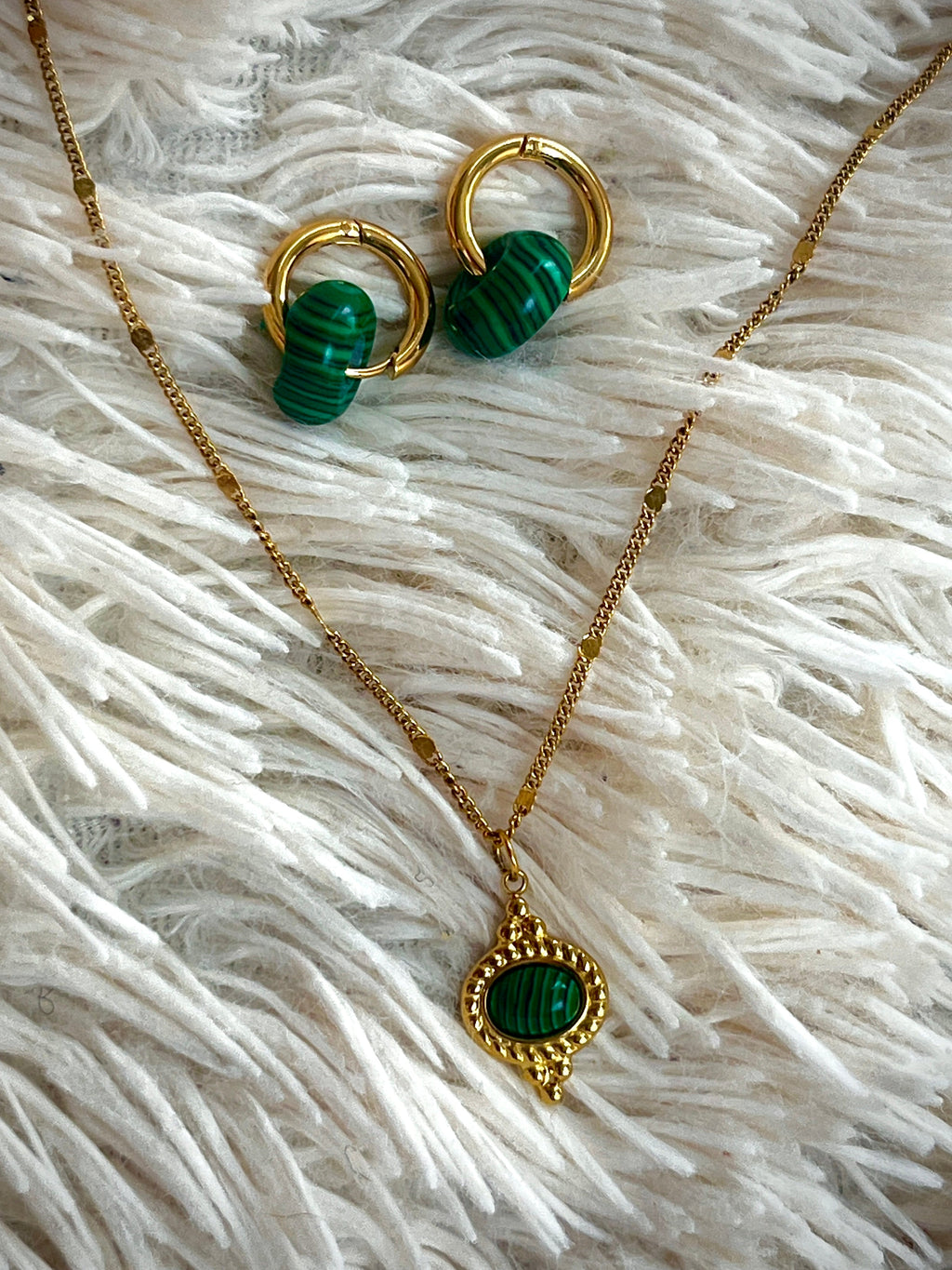Malachite & Stainless Steel Pendant - Sirena Jewelry