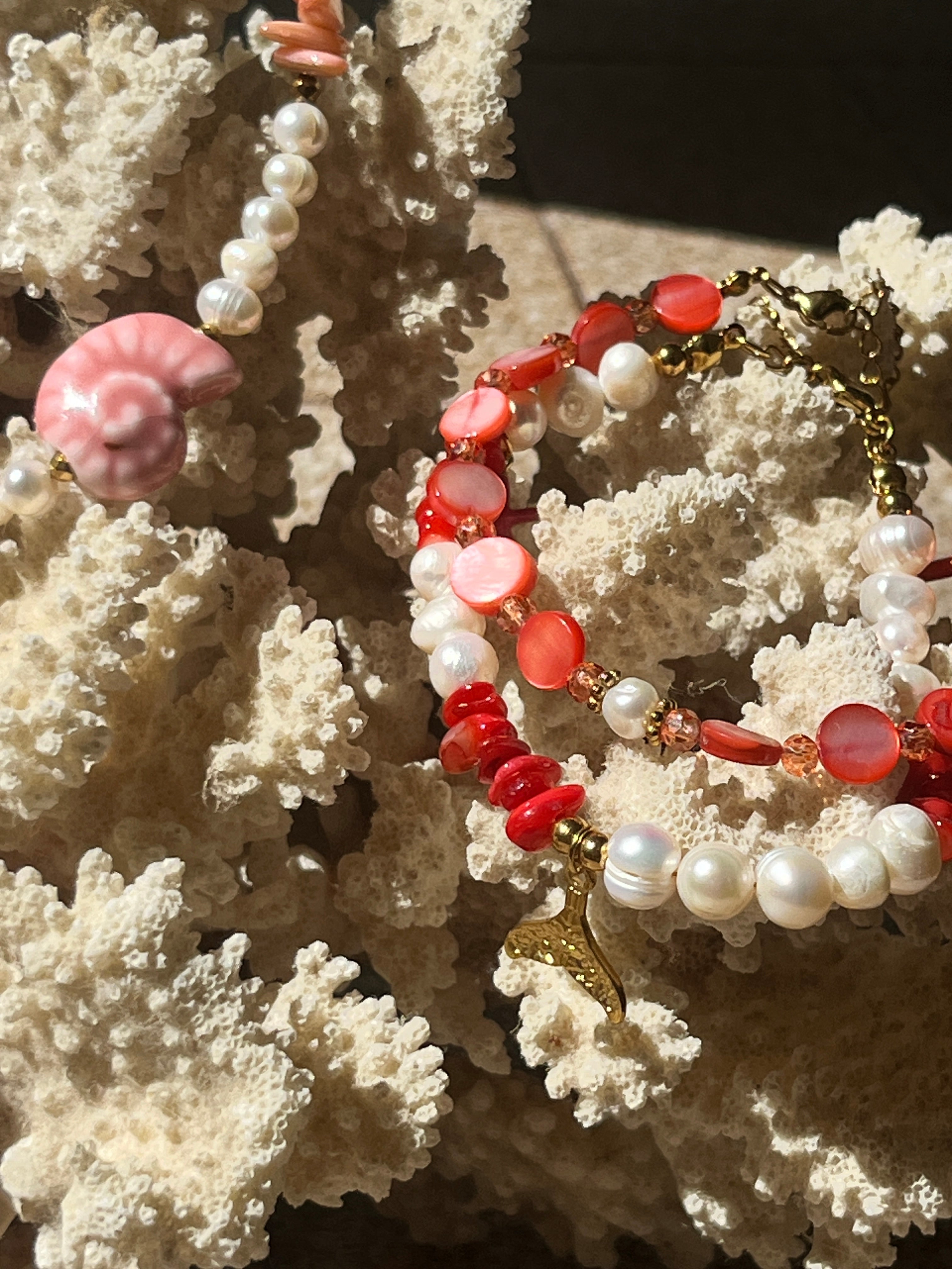 "Sirena Coral" Anklet | Βραχιόλι Ποδιού με Μαργαριτάρια & Κοραλί - Sirena Jewelry
