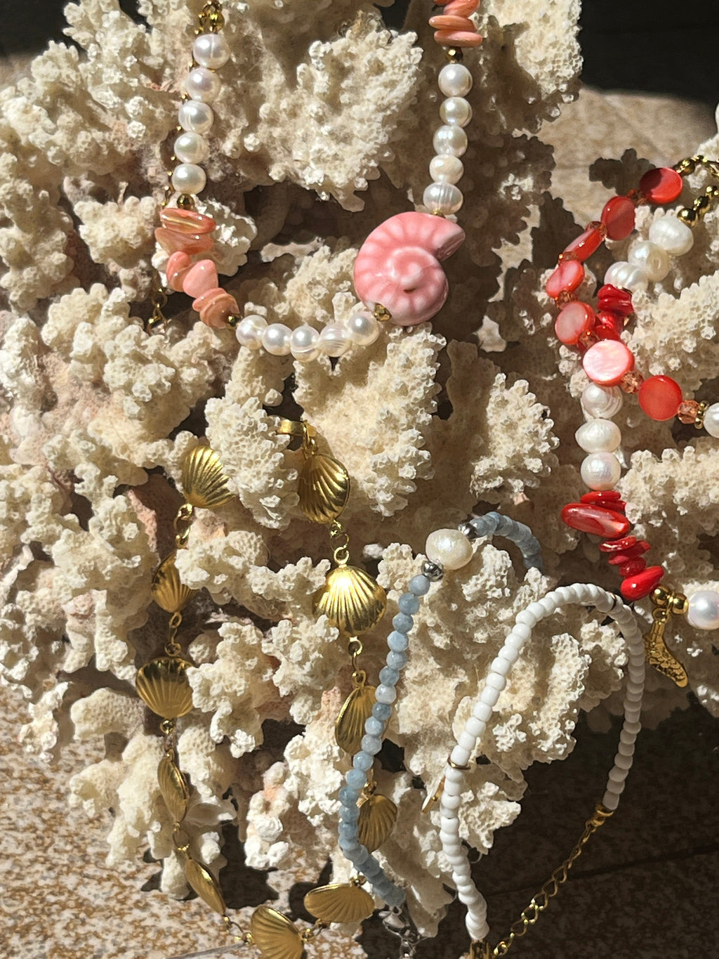 "Sirena Coral" Anklet | Βραχιόλι Ποδιού με Μαργαριτάρια & Κοραλί - Sirena Jewelry